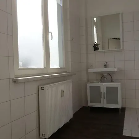 Eddy's Diner 公寓 奎德林堡